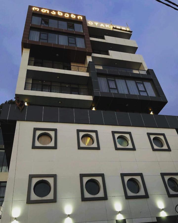 Otakhebi Hotel Sarpi Luaran gambar