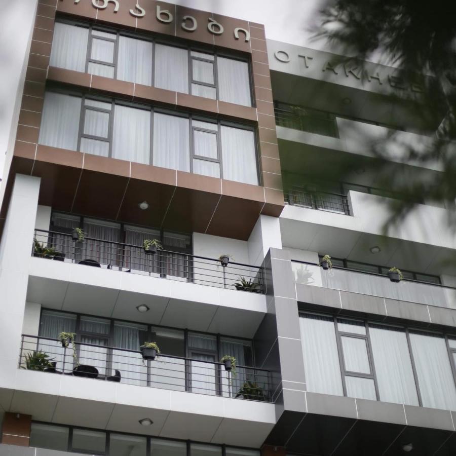 Otakhebi Hotel Sarpi Luaran gambar